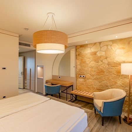 Agrihotel Elisabetta Collemezzano Luaran gambar