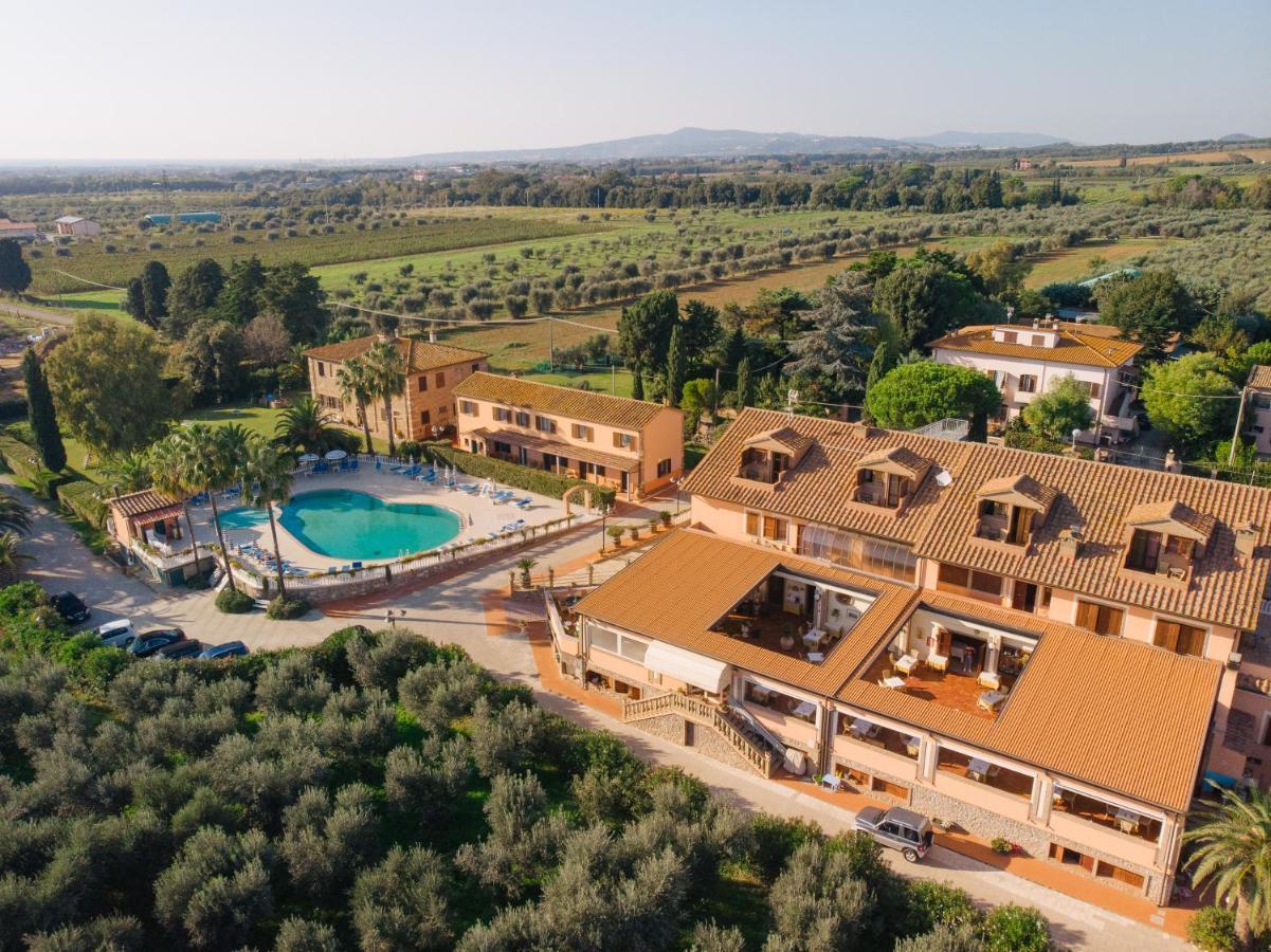 Agrihotel Elisabetta Collemezzano Luaran gambar