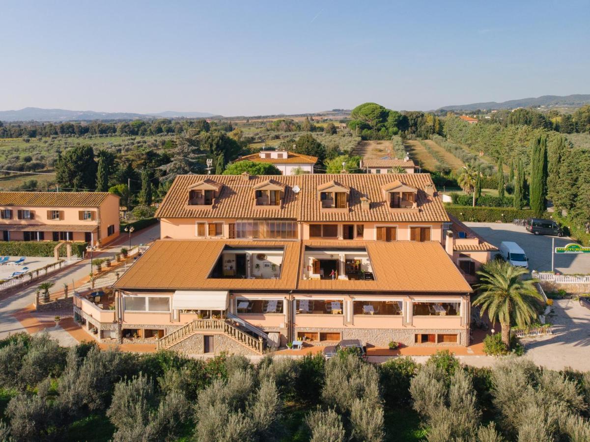 Agrihotel Elisabetta Collemezzano Luaran gambar