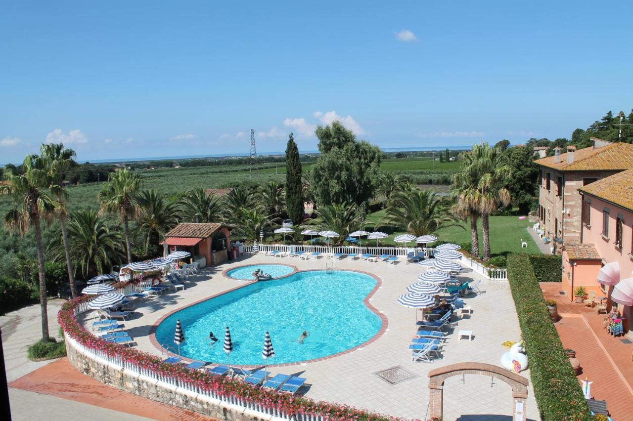 Agrihotel Elisabetta Collemezzano Luaran gambar